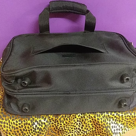 Delsey Lightweight Carry-On Bag 15x12x6 - Picture 3 of 8